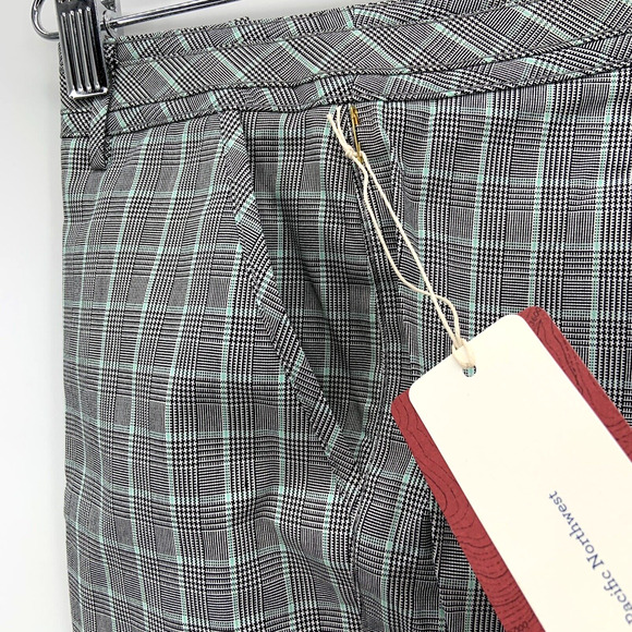 Cutter Buck Golf Shorts DryTech Mint Plaid Size 4 Quick Dry Walk Pickleball NWT - Picture 8 of 12